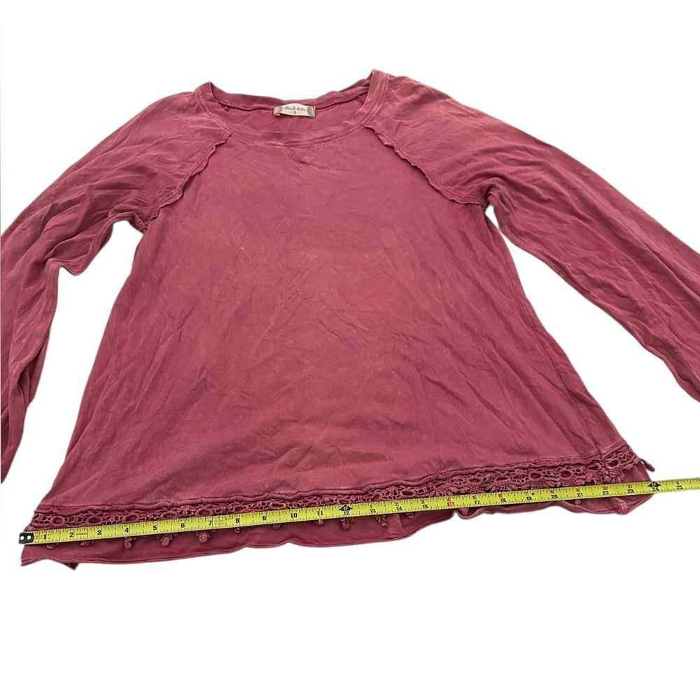 Altar’d State Red Long Sleeve with Wide sleeves and Textured Edges - Picture 6 of 9